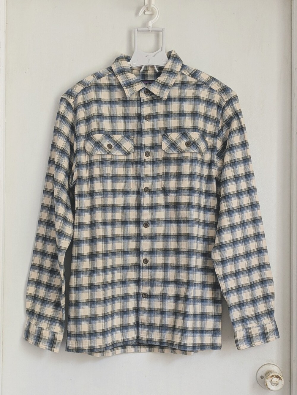NWT Patagonia Men's Long-Sleeve Flannel Blue & White Plaid Organic Cotton Shirt